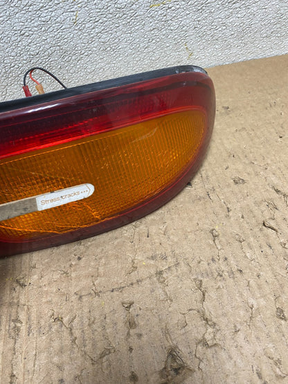 1993 - 1997 Mazda MX-6  Right Passenger Rh Side Tail Light Oem w7510 DG4