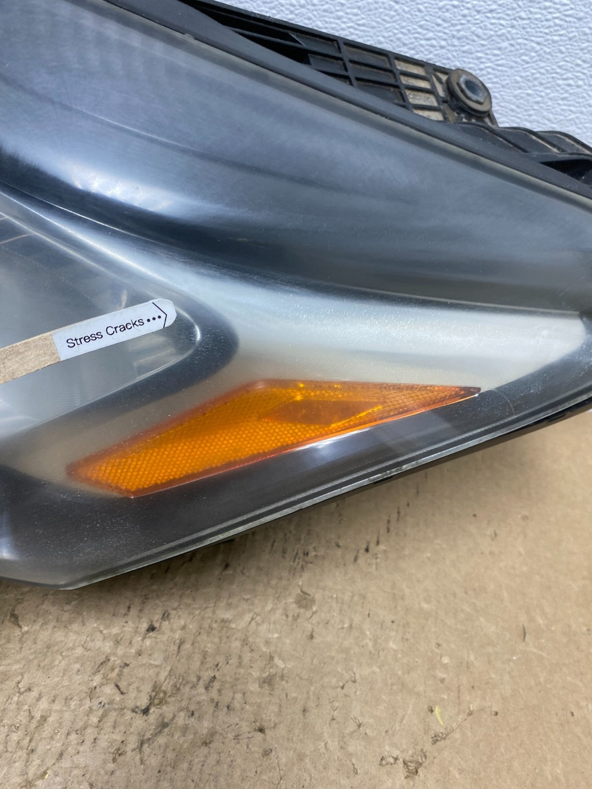 2013-2017 Chevrolet Traverse Left Driver LH Side Headlight Halogen OEM AC1643 DW3