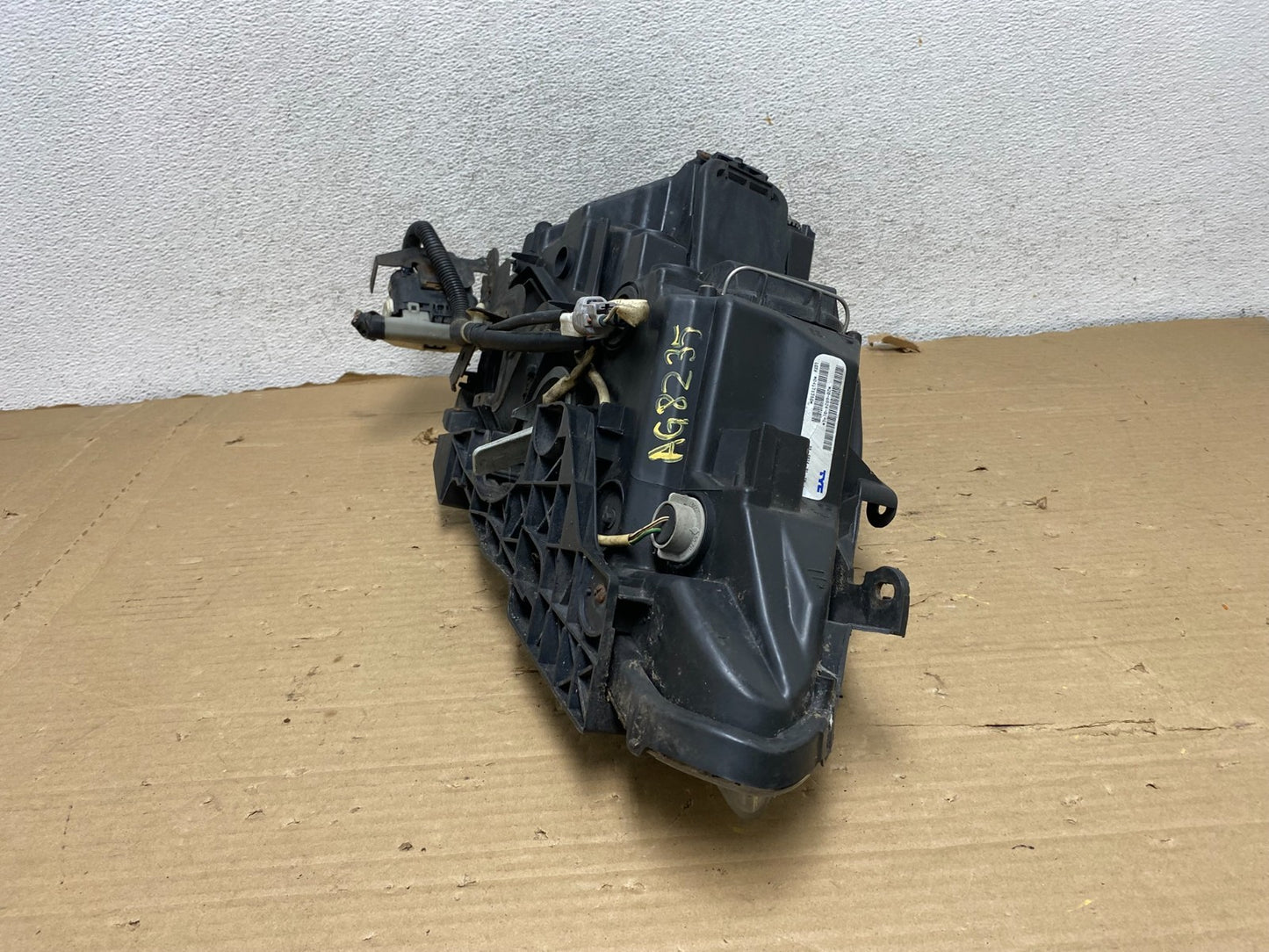 2006 to 2010 Lexus IS250 IS350 Left Driver LH Side Headlight Halogen AG8235 DW7