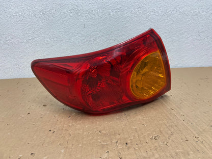 2009 to 2010 Toyota Corolla Left Driver Lh Side Tail Light Oem AB6710 LK0