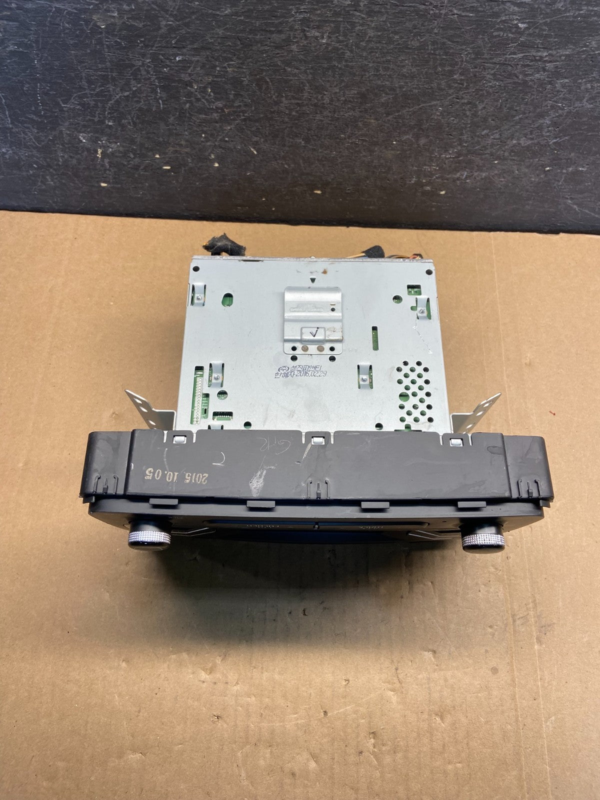 2016 to 2018 Kia Sorento AM/FM CD Radio Screen Display AG1605 DW4