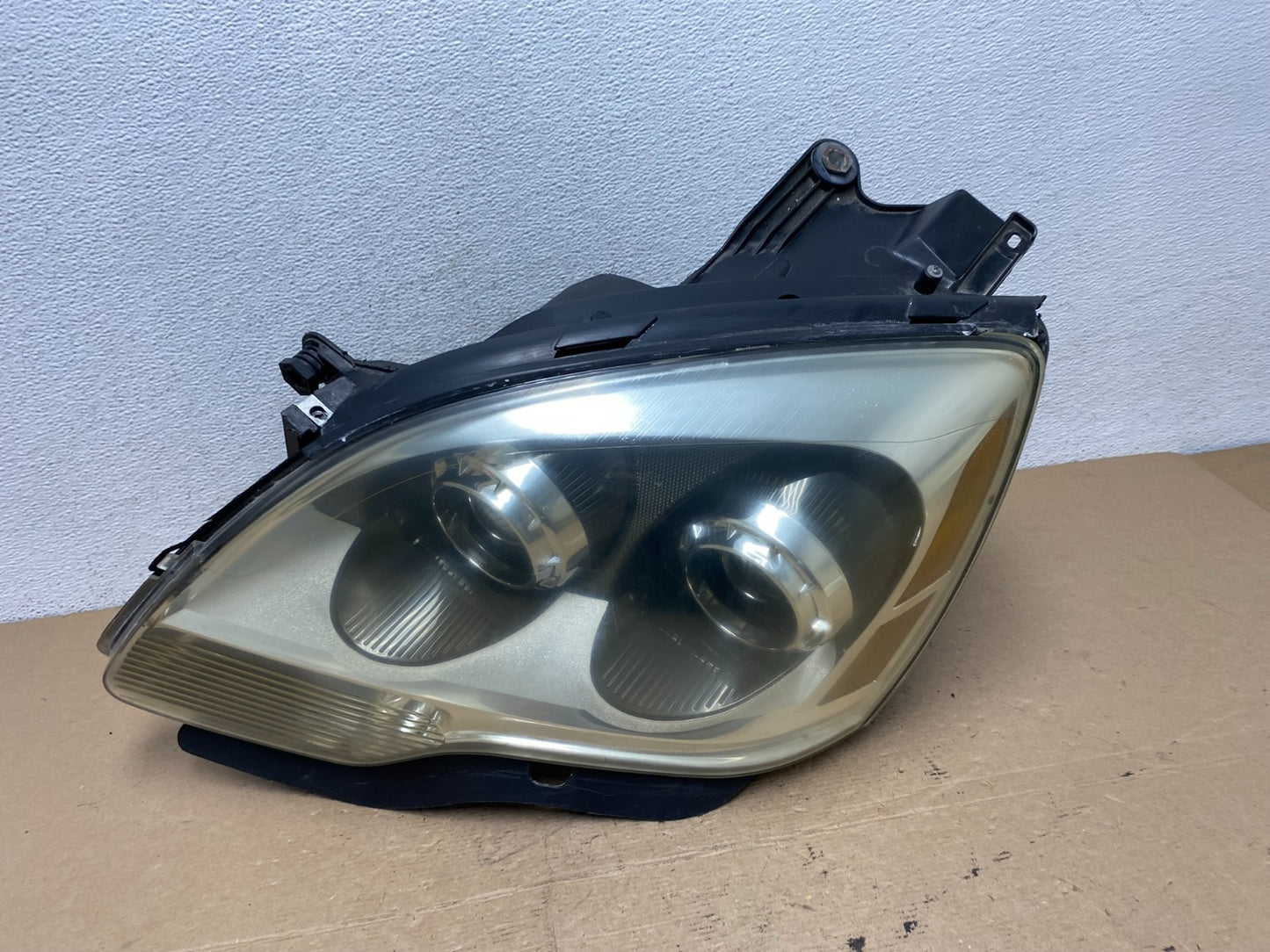 2007 to 2012 Gmc Acadia Halogen Headlight Left Driver LH Side AF4751 DW0