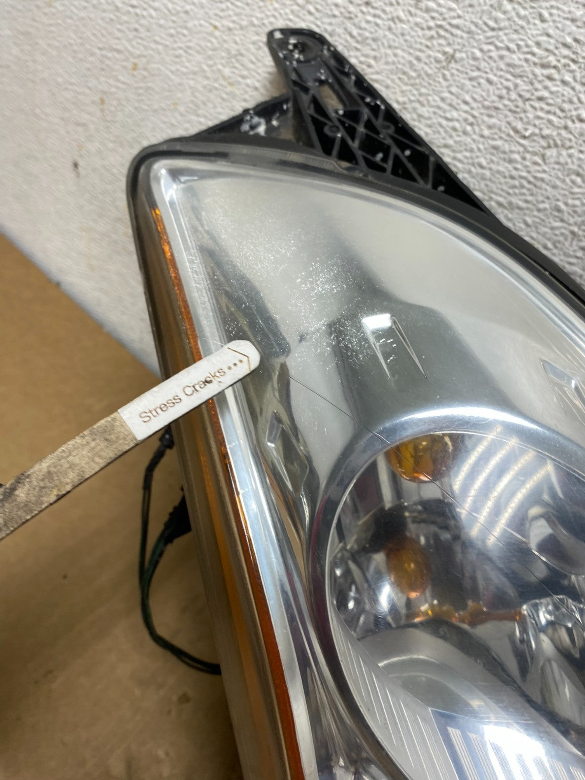 Sedan 2010 2011 2012 Nissan Altima Headlight Right Passenger Rh AI3693 DW4