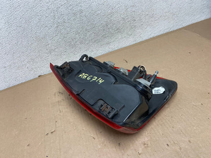 1999-2004 Jeep Grand Cherokee WJ Right Passenger Rh Tail Light AG6714 LK4