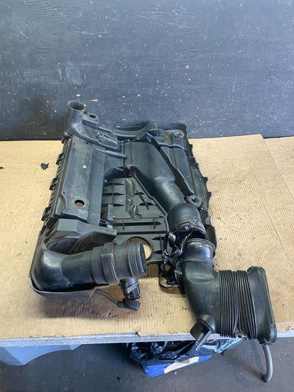 2005 to 2008 Volkswagen Jetta 2.5L Passat Jetta Engine Cover 07k129601 P6337 DG6
