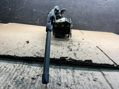 2003 to 2008 Ford Expedition Navigator Rear Windshield Wiper Motor V9200 DG2