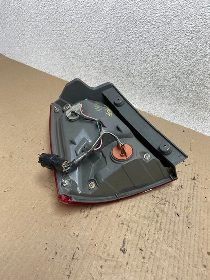2010 2011 2012 Kia Sorento Right Passenger RH Side Tail Light AF5949 LK8