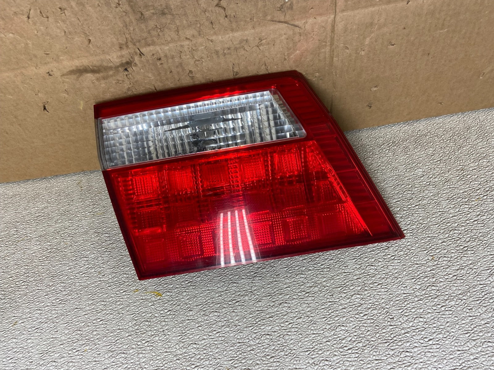 2005 2006 2007 Honda Odyssey Inner Left Driver Lh Tail Light Y9014 DW0
