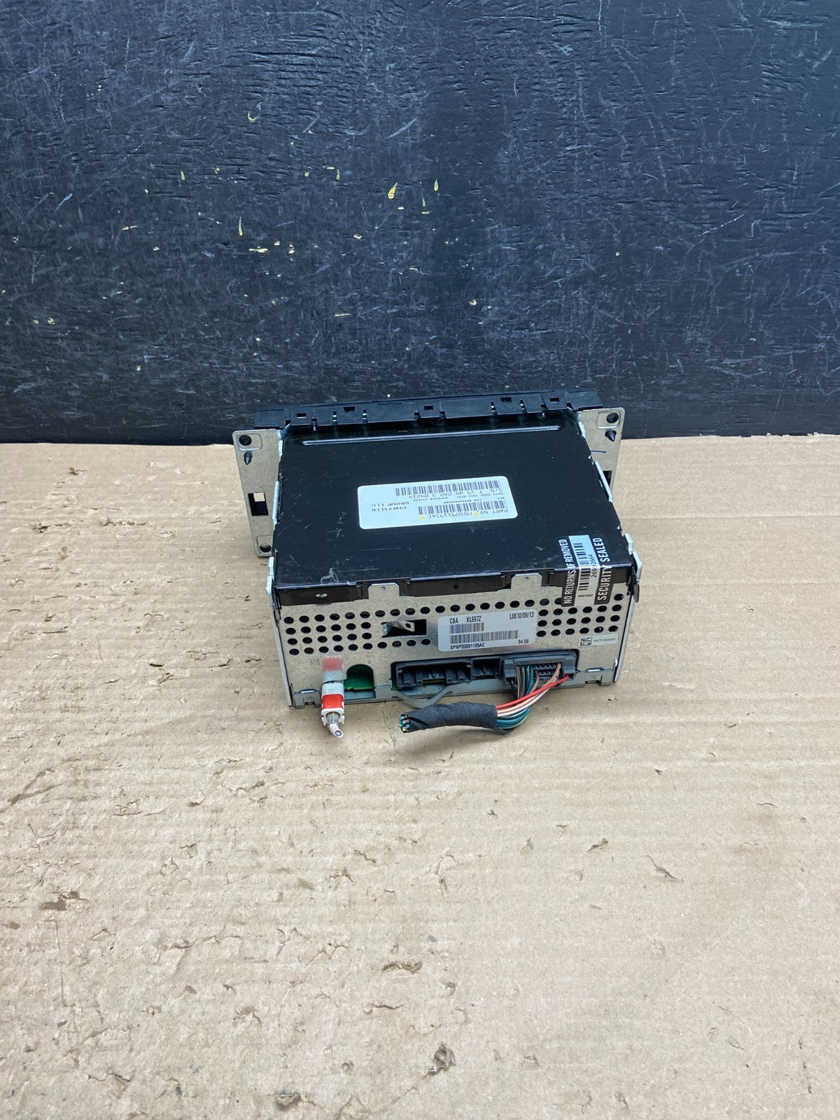 2007-2012 Chrysler Dodge Jeep Ram Radio CD MP3 AUX Receiver AG8605 DG2