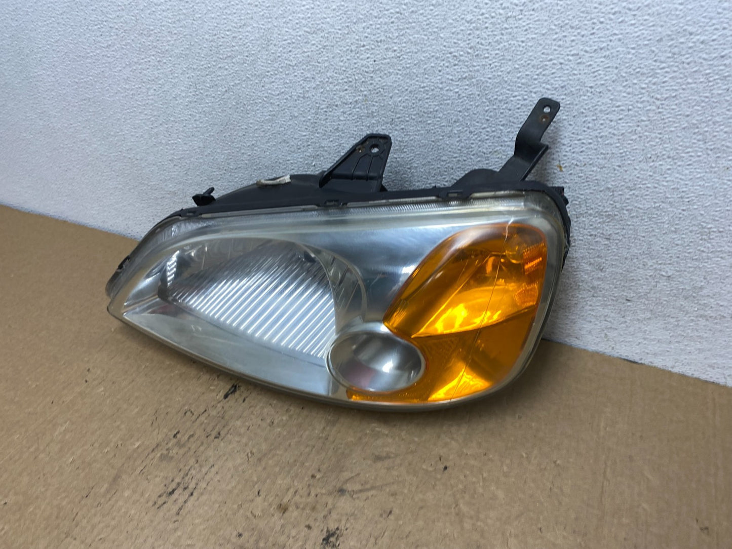 2001 - 2003 Honda Civic Coupe Headlight Halogen Left Driver LH AG2399 DW1