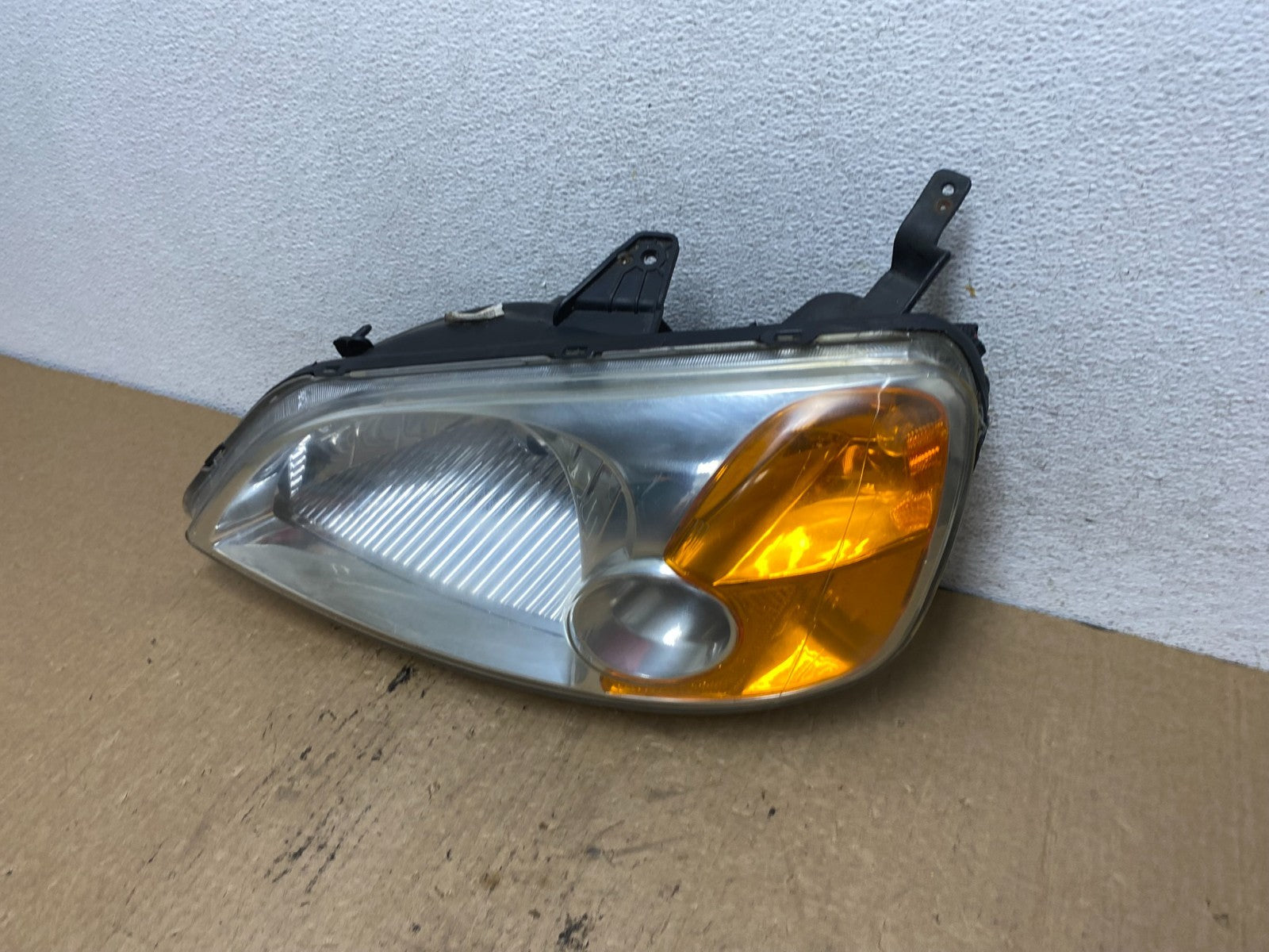 2001 - 2003 Honda Civic Coupe Headlight Halogen Left Driver LH AG2399 DW1