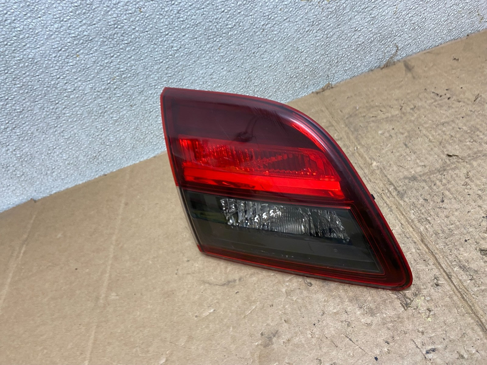 2013 2014 2015 Mazda CX-9 Left Driver LH Side Inner Tail Light Oem AA3796 DW1