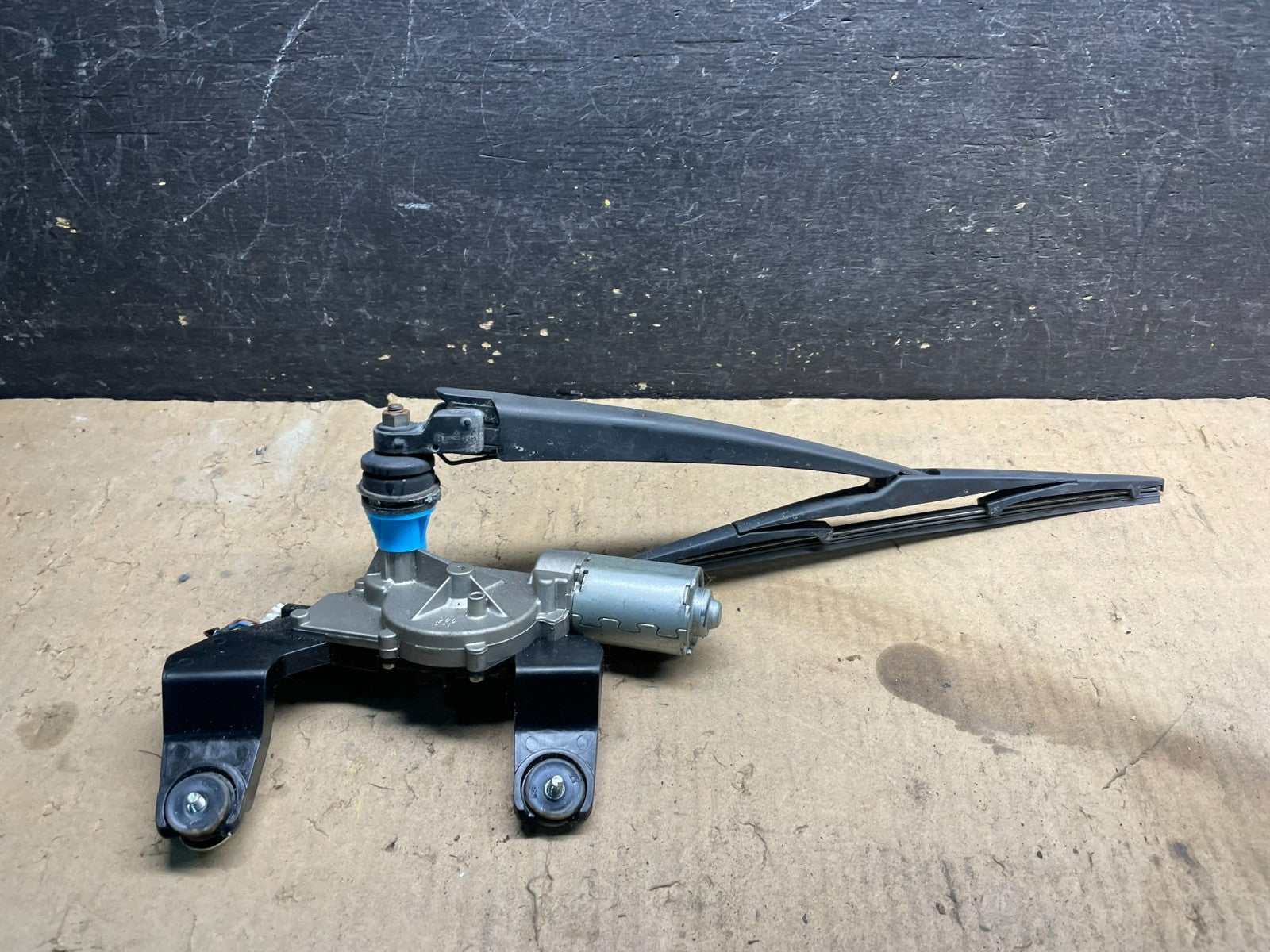 2009 - 2012 Hyundai Elantra Wagon Rear Glass Windshield Wiper Motor W7346 DG5