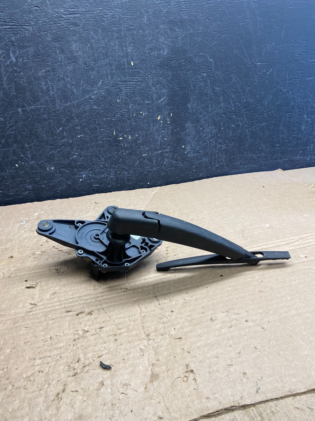 2006 to 2012 Mercedes W251 R350 Rear Windshield Glass Wiper Motor AF22543