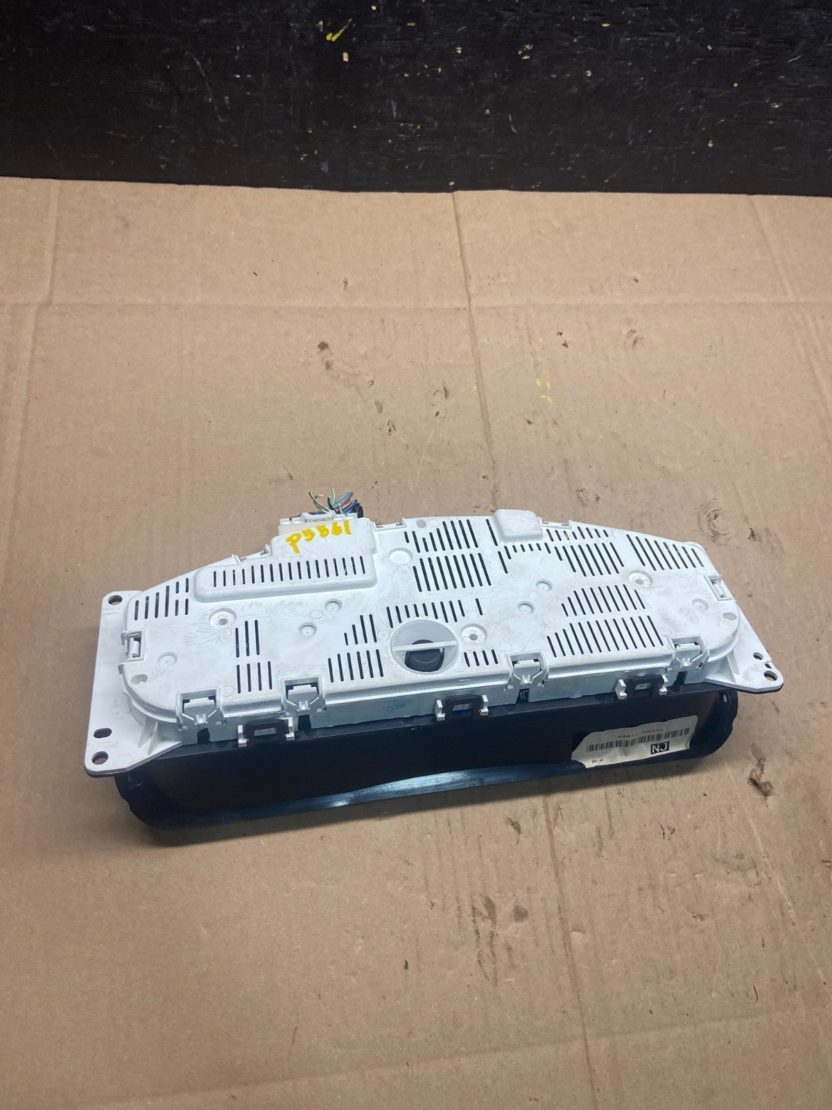 2010 2011 2012 Nissan Pathfinder Speedometer Cluster Gauge OEM p5561 DG5