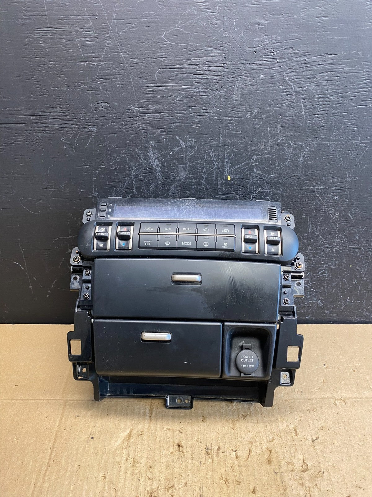 2009 to 2011 Kia Borrego AC Heater Climate Controls HVAC Storage Panel AC4838 DG0