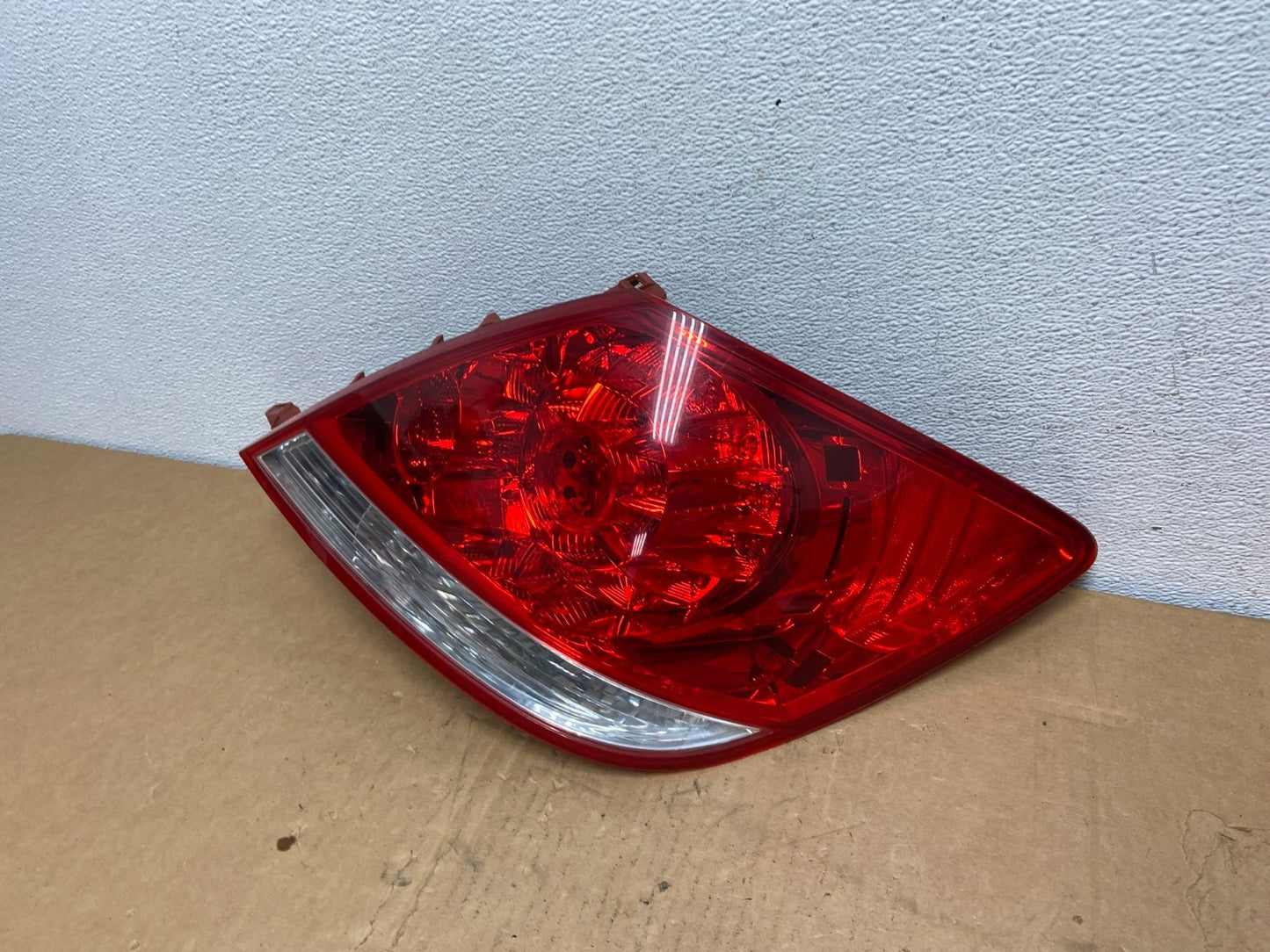 2005 2006 2007 2008 Acura RL Right Passenger Rh Side Tail Light AC8530 DW1