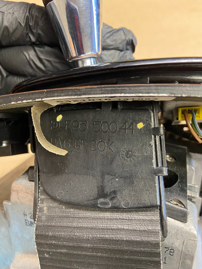 2000 2006 Mercedes W220 S430 S500 Gear Shift Shifter Selector 2202673324 AH12144