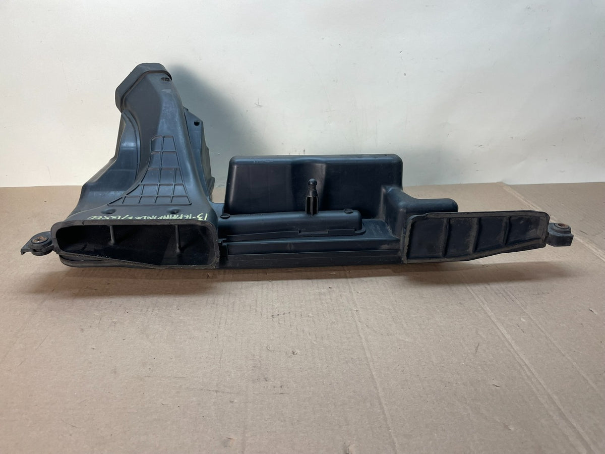 2013 to 2016 Nissan Pathfinder Upper Air Intake Duct aj0988 DG4