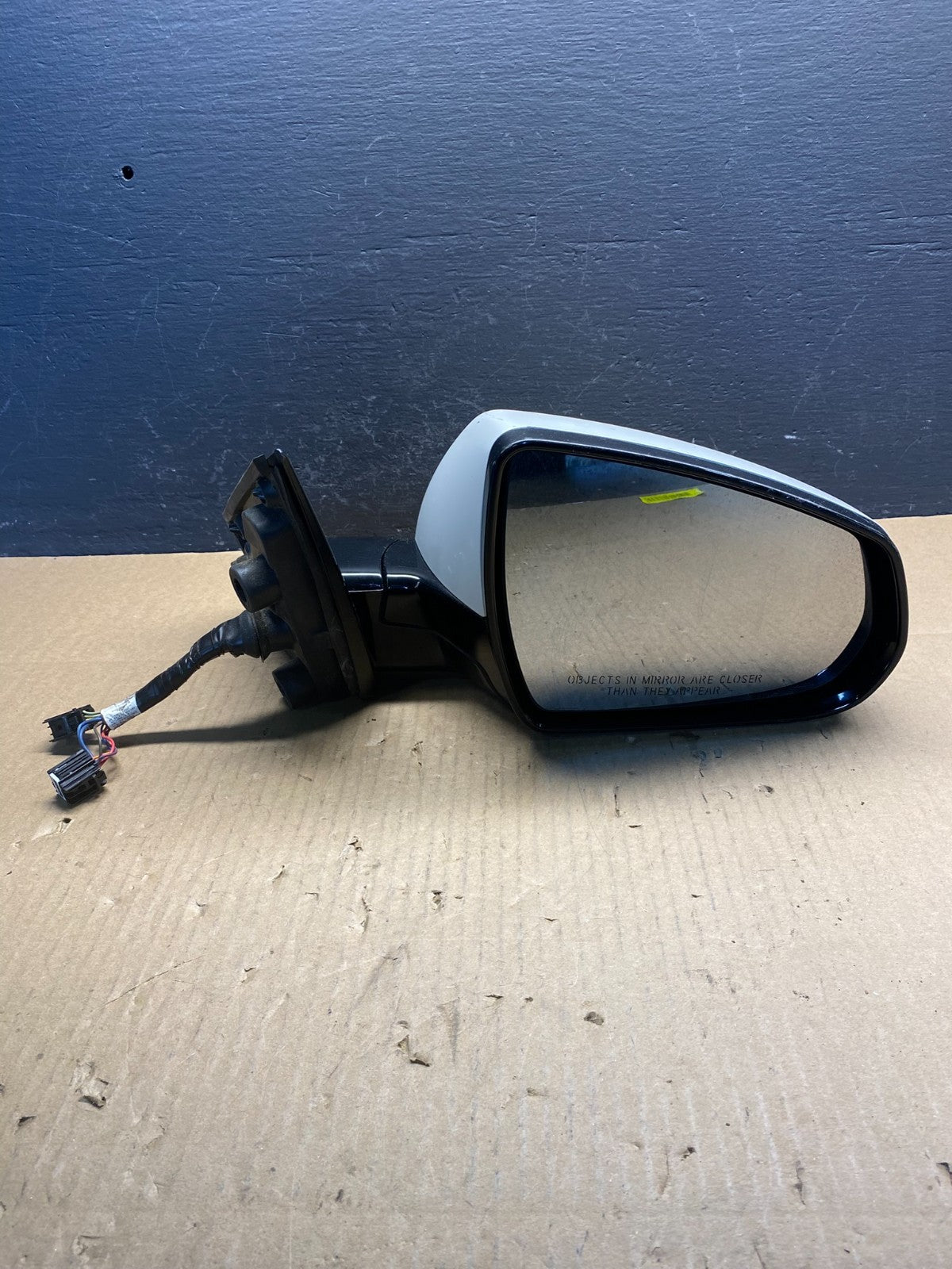 2010 to 2015 Cadillac SRX Right Passenger Rh Side Door Mirror Oem AC2516 MS9