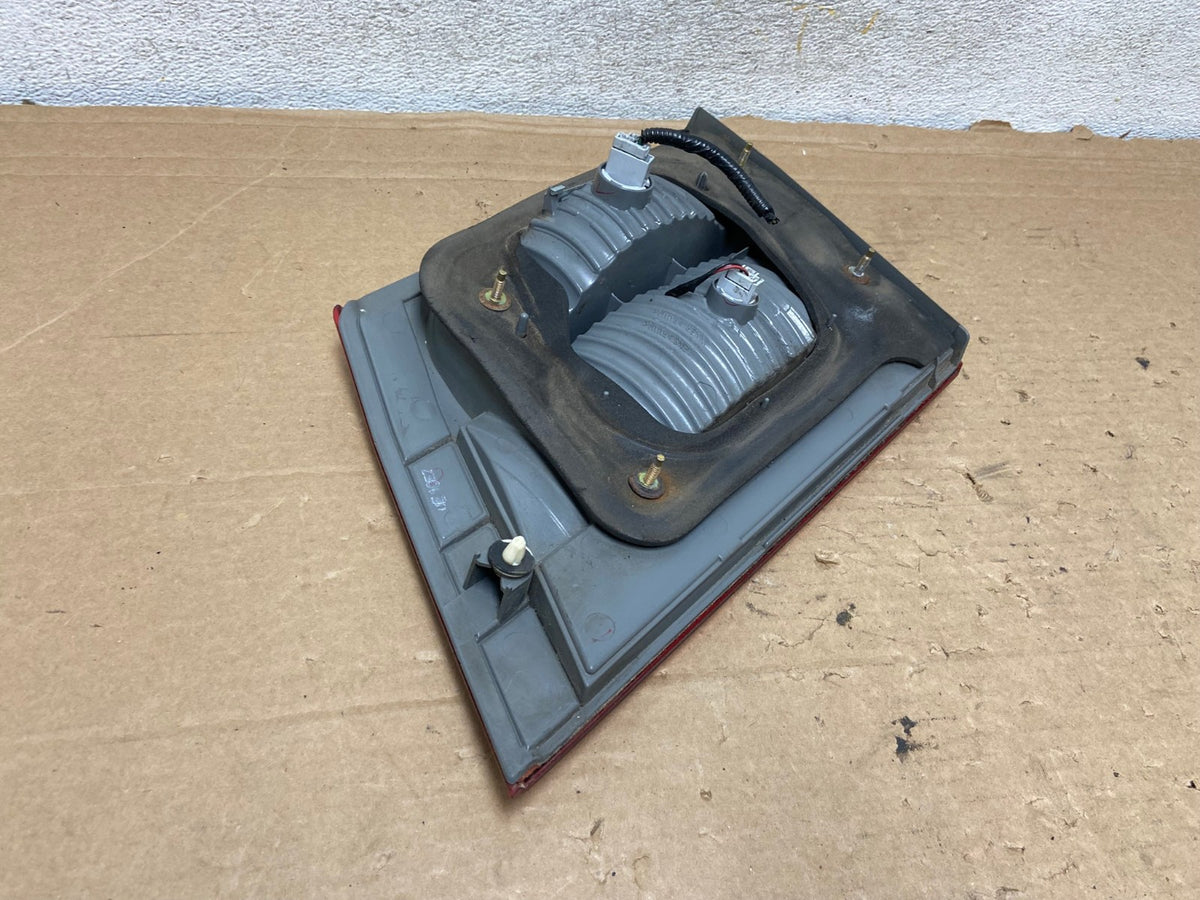2005 2006 2007 Honda Odyssey Inner Left Driver Lh Tail Light AH8503 LK5