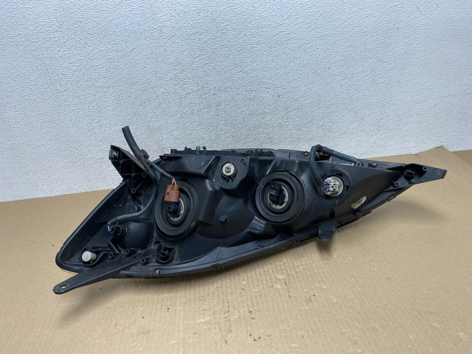2006 to 2010 Toyota Sienna Right Passenger Rh Side Headlight Halogen AE7018 DW5