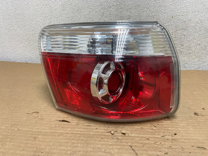 2007 to 2012 GMC Acadia Tail Light Left Side Driver Lh AG9027 LK0