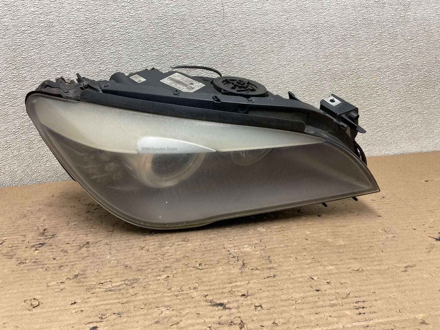 2009-2012 BMW 7-Series 740i 750i Right Passenger Xenon HID Headlight OEM AA96520