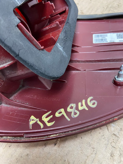 2004 to 2005 Toyota Sienna Left Driver LH Side Tail Light DEPO AE9846 LK6