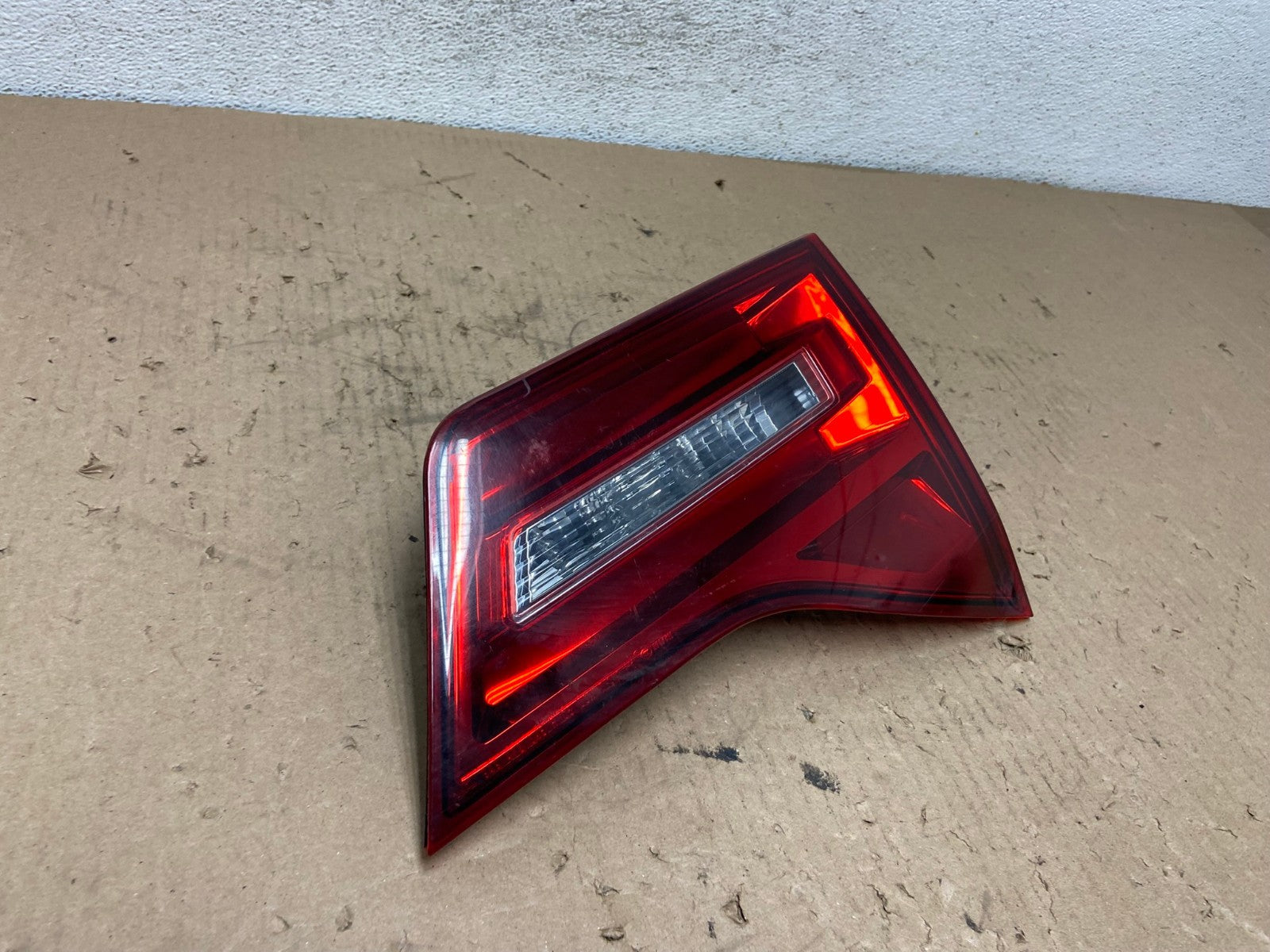 2010 - 2013 Acura Mdx Right Passenger Rh Side Inner Tail Light AF4292 LK2