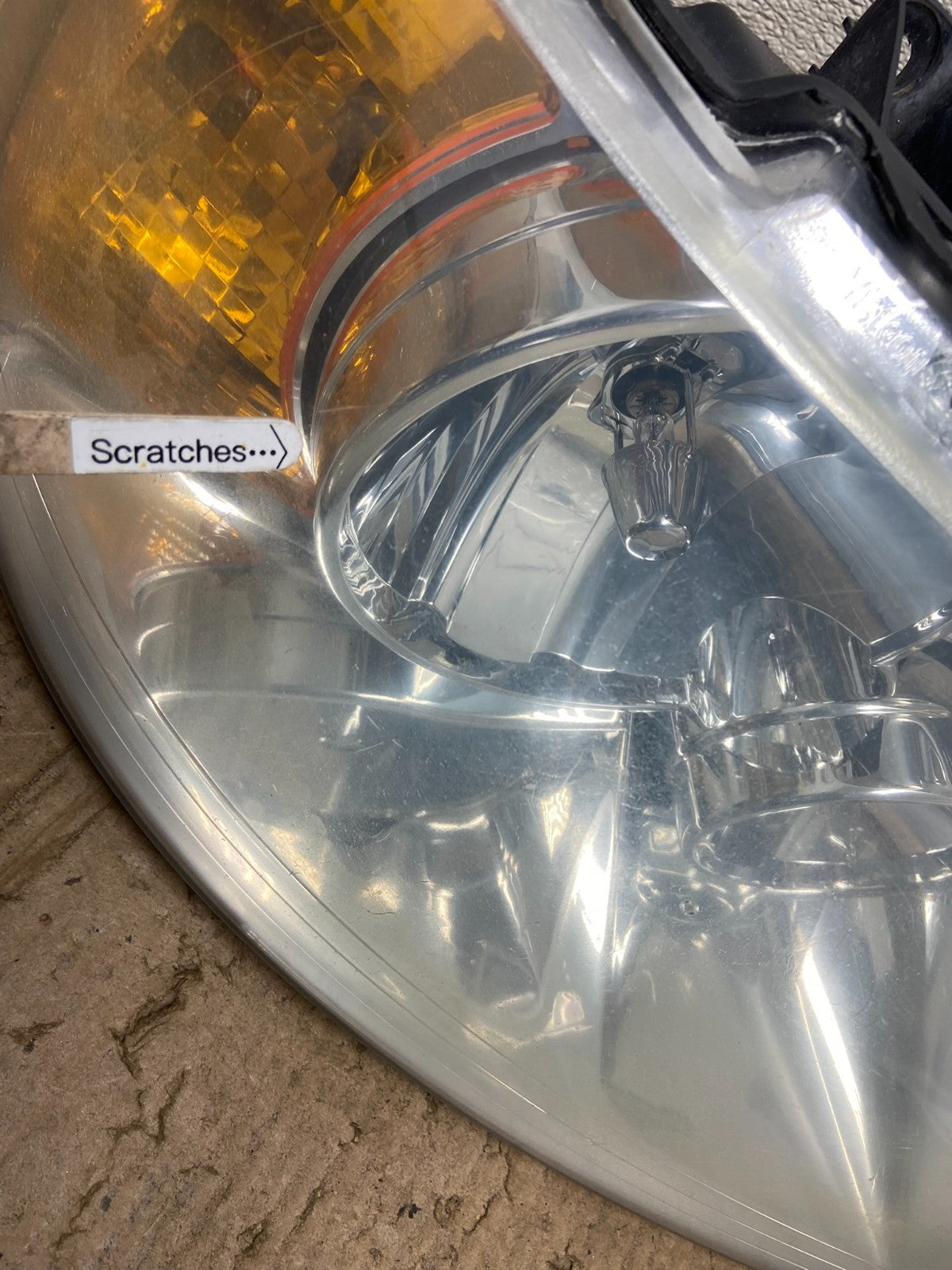 2003 - 2006 Ford Expedition Right Passenger Side Headlight Halogen Oem AA8410 DW3