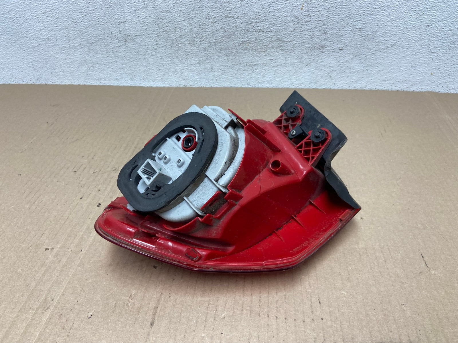 2012 to 2015 Volkswagen Passat Left Driver Lh Side Tail light AF5802 LK3