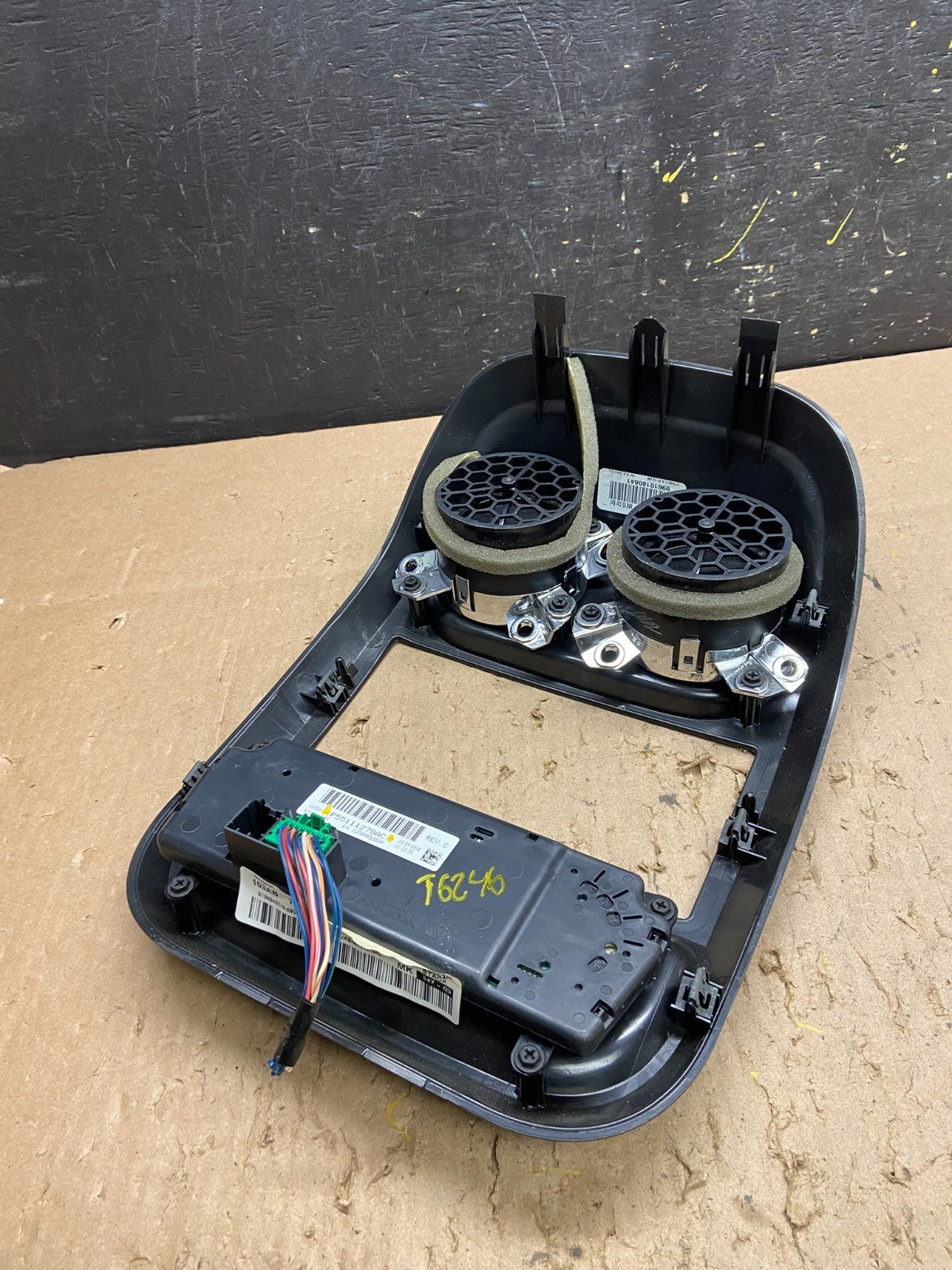2011 to 2017 Jeep Compass Dash Climate Temperature Control Radio Bezel T6246 DG4