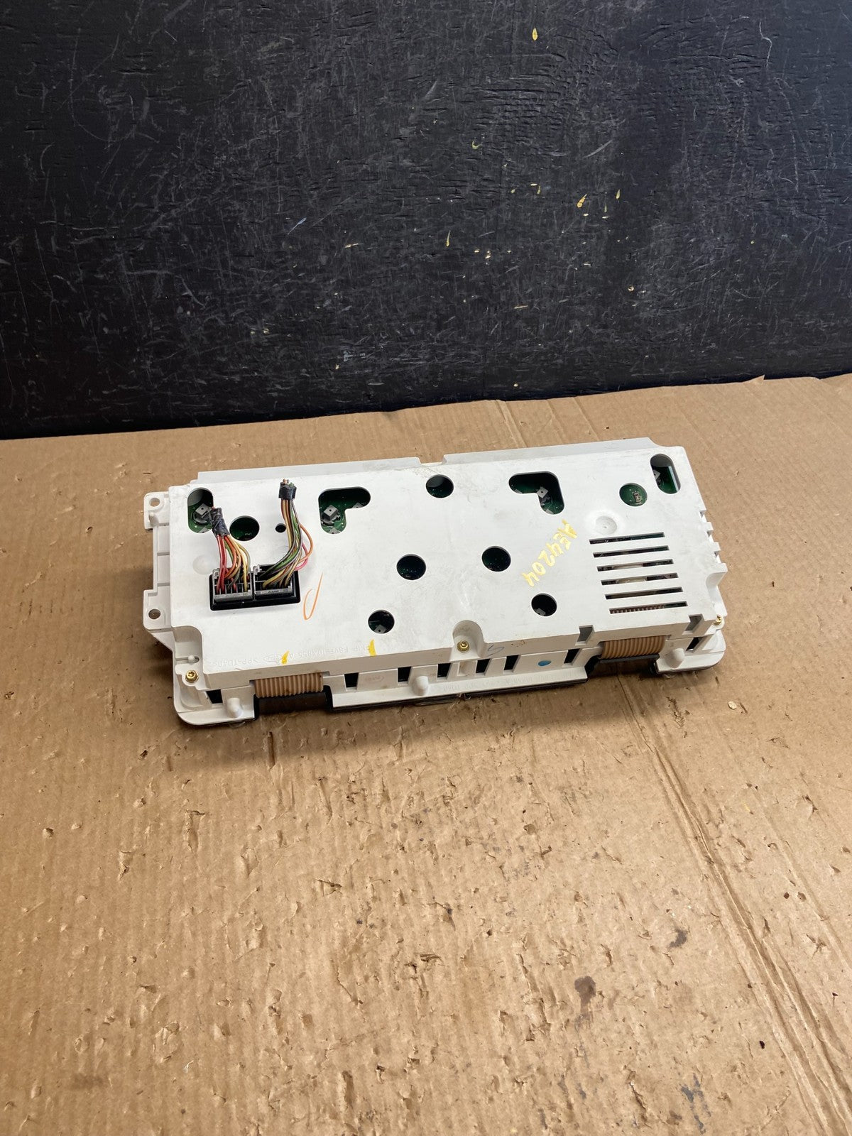 1998 to 2002 Lincoln Town Car Speedometer Gauge Cluster ae4204 DG5