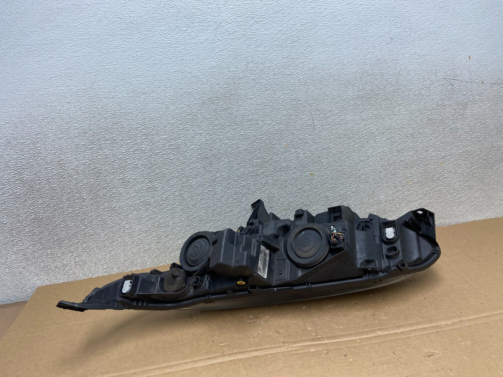 2014 to 2018 Ford Transit Connect Right Passenger Side Headlight AB3500 DW6