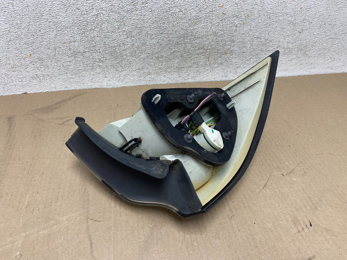 2008 to 2011 Saab 9-3 Convertible Right Passenger RH Tail Light ah6684 DG4