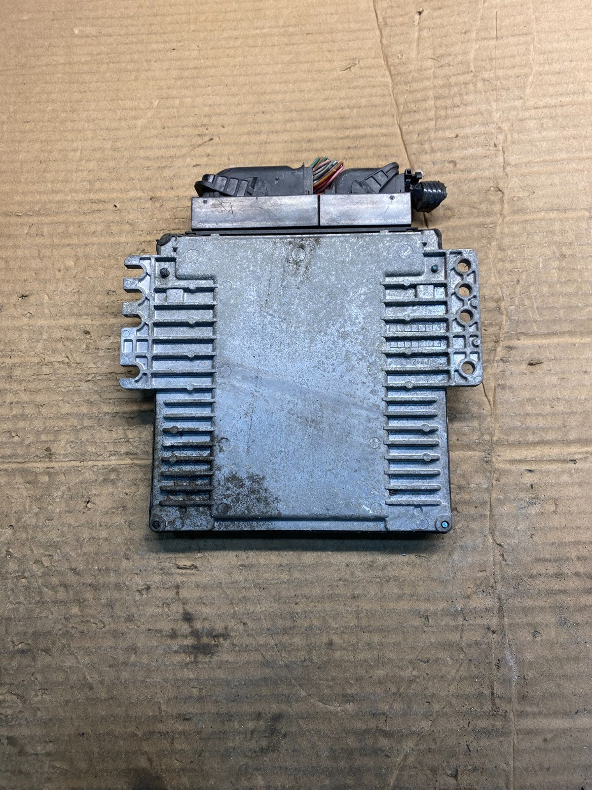 2005 Nissan Pathfinder Engine Control Module ECM MEC35-752 A1 aa5855 DG1