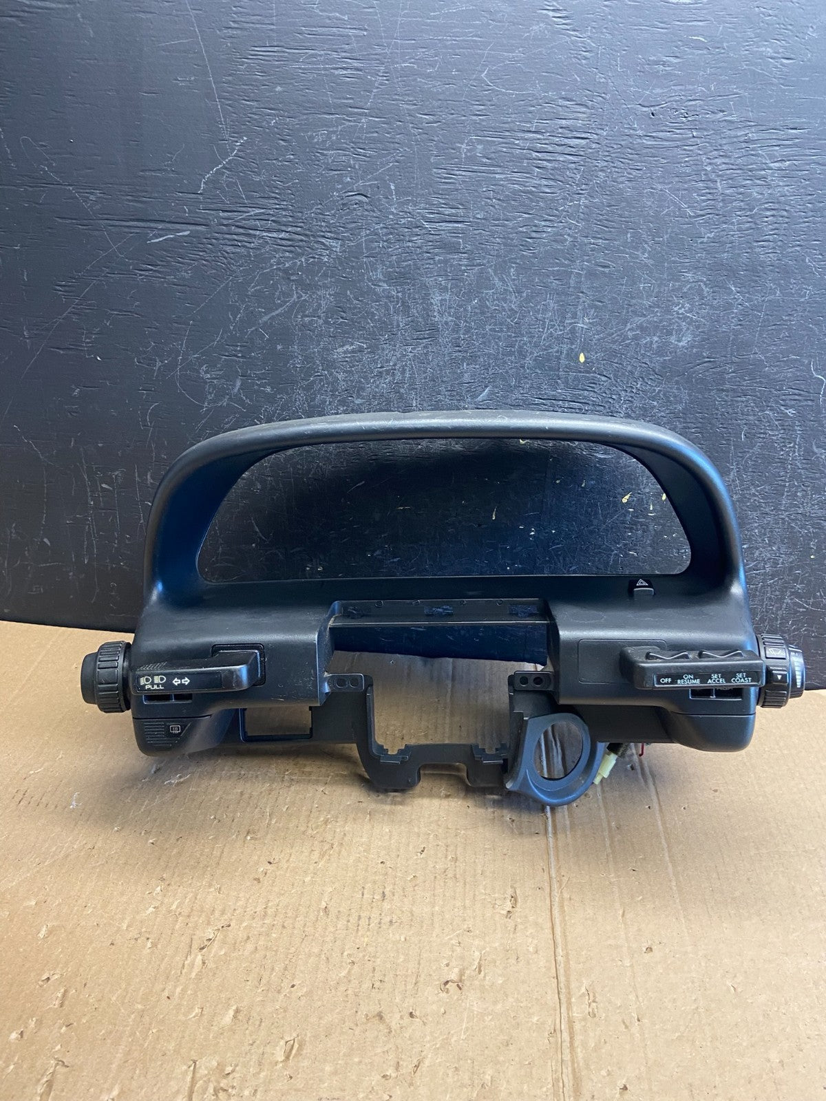 1990 to 1992 Ford Probe Speedometer Cluster Bezel Trim AE3901 DG0