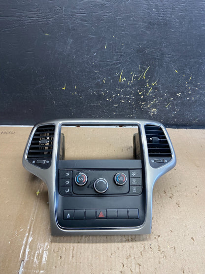 2011-2013 Jeep Grand Cherokee Center Radio Climate Control Bezel Vent ab2267 DG0