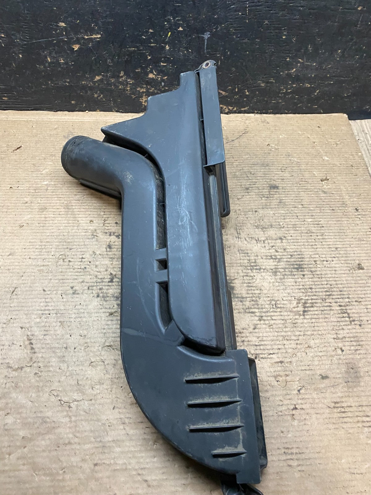 2007 to 2013 Nissan Altima 2.5L Air Duct Tube Resonator 16554-JA000 OEM V9680 DG2