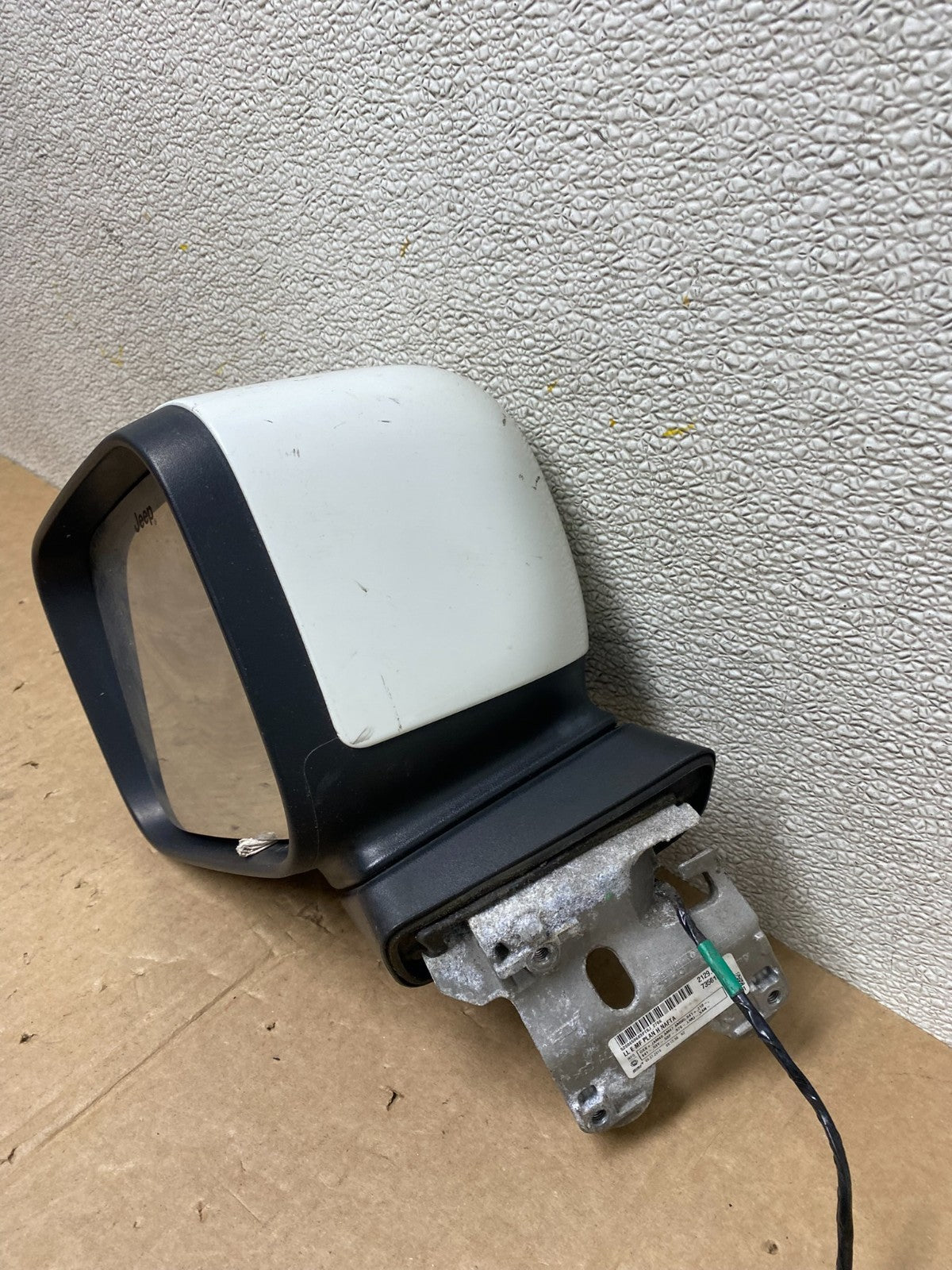 2015 to 2022 Jeep Compass Left Driver LH Heated View Door Mirror W8821 DG9