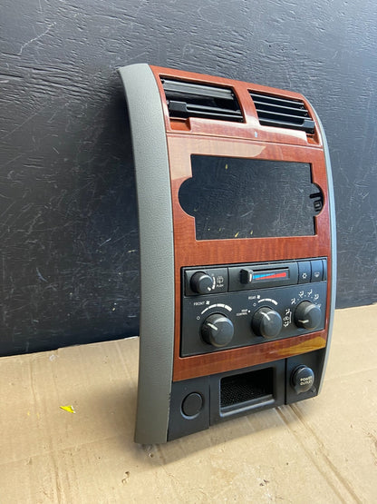 2005-2009 Dodge Durango Heat AC Climate Temp Control Radio Bezel ad7231 DG2
