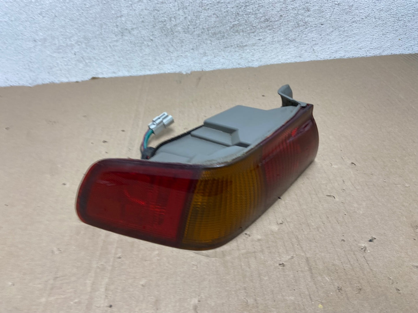 1997 1998 1999 Toyota Camry Tail Light Left Driver Rh Side AG6845 LK2