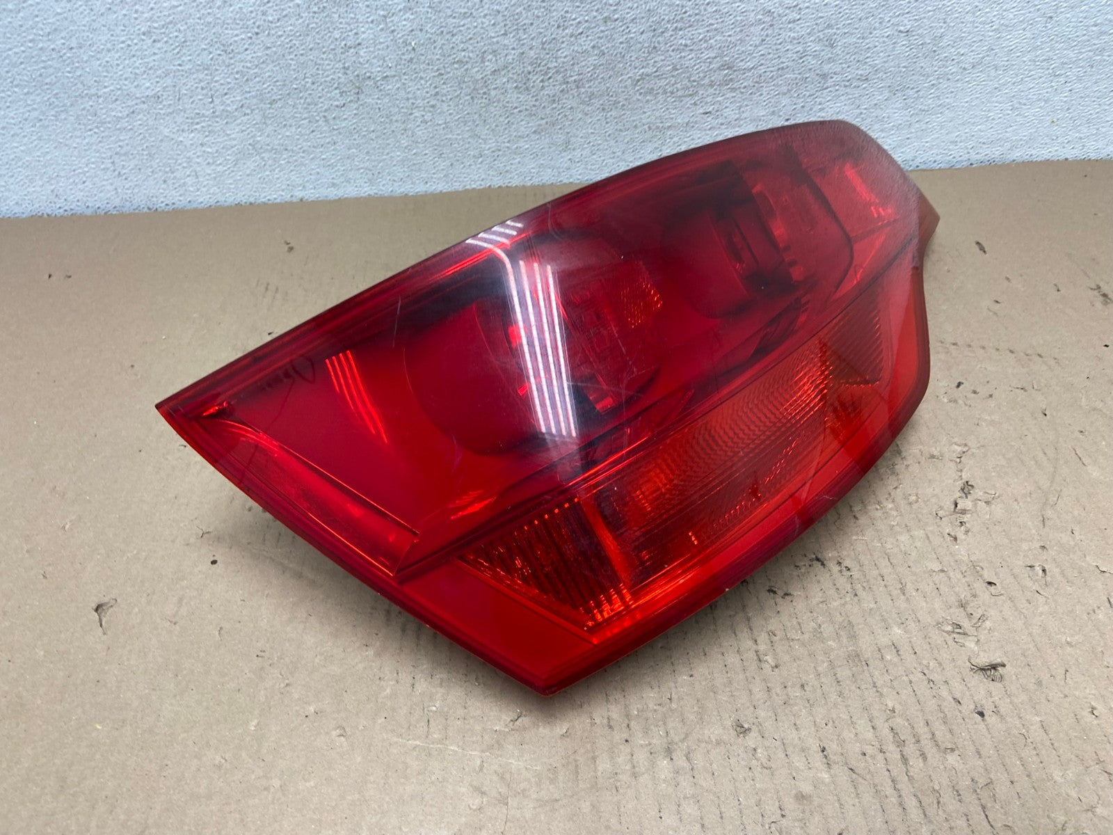 2007 2008 2009 Audi Q7 Left Driver Lh Side Tail Light AF3260 LK2