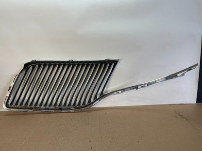 2013 to 2016 Lincoln MKT Right Passenger Side Grille Grill ah6384 DG3