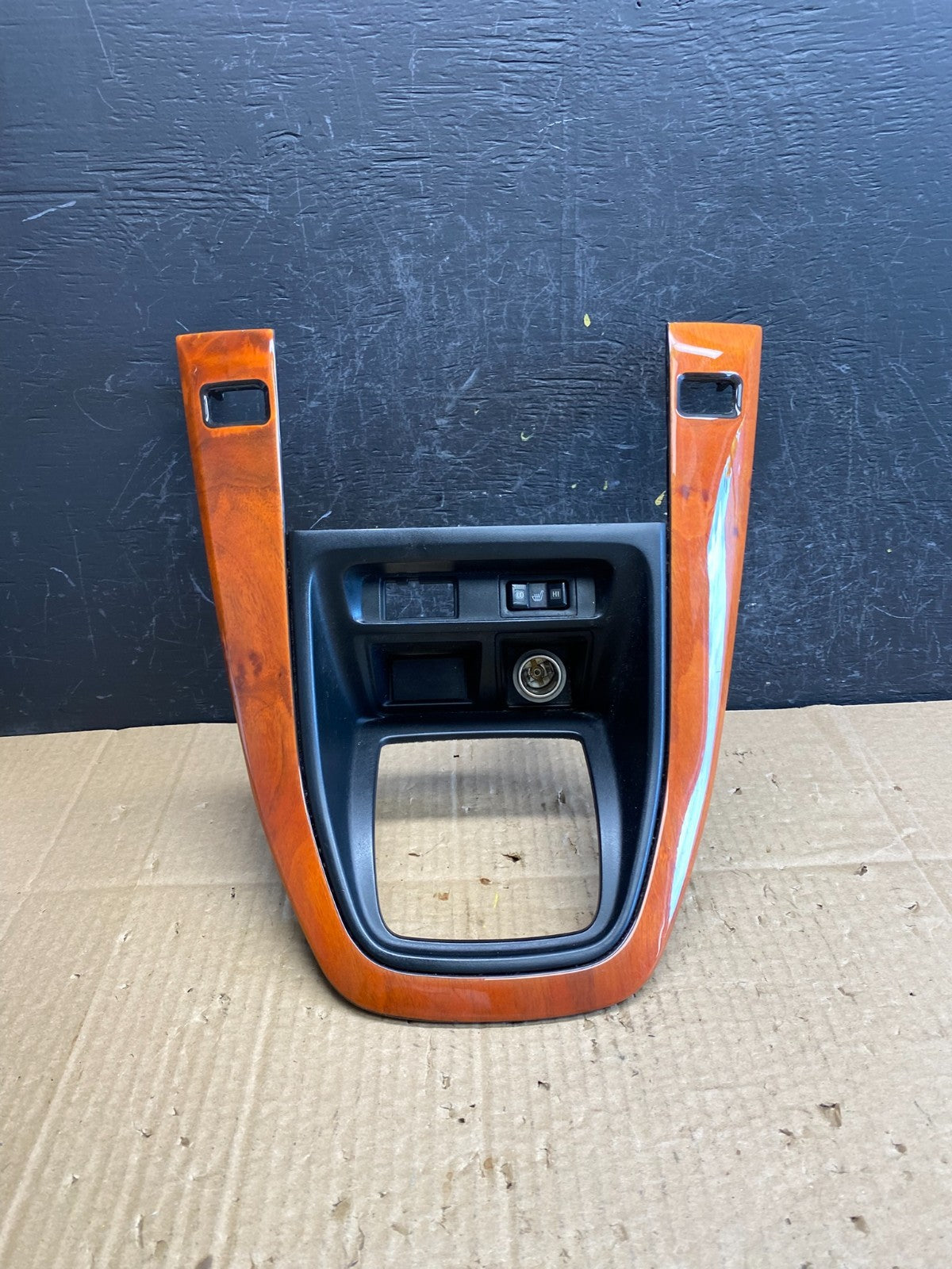 1999 to 2003 Lexus RX300 dash Console Center Shifter Floor Bezel AC9585 DG0
