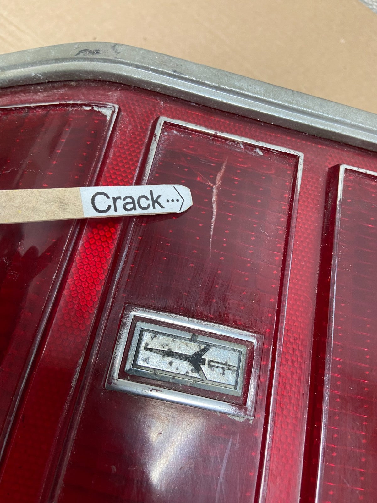 1980 Oldsmobile Delta 88 Left Driver LH Side Tail Light AB0966 LK4