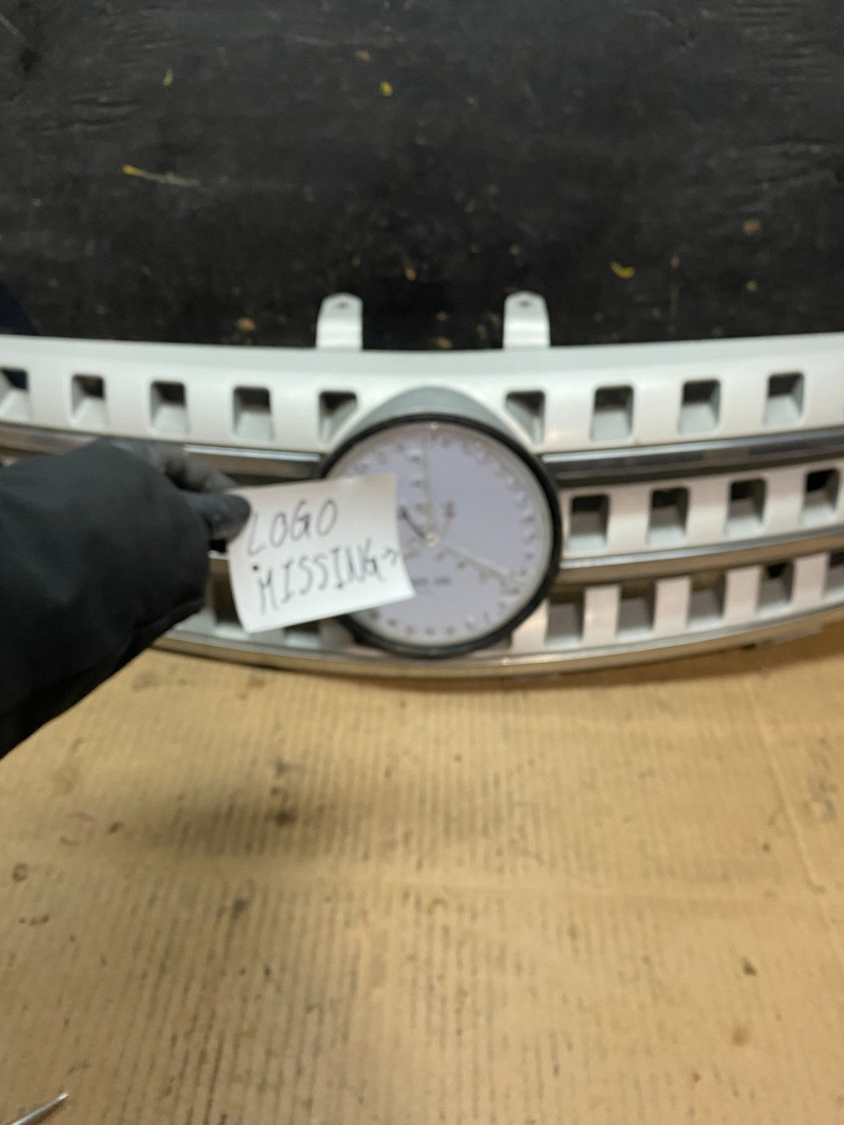 2006 to 2008 Mercedes ML-Class W164 Front Bumper Grille Grill X9639 DG3