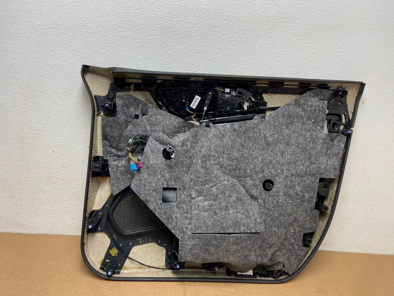 2011-2016 Mercedes B-Class Front Left Driver LH Side Panel Door OEM D60716