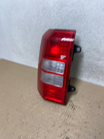 2008 to 2016 Jeep Patriot Left Lh Driver Side Tail Light AI2383 LK1